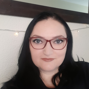 Specialist Wellness Counsellor Gené Headshot